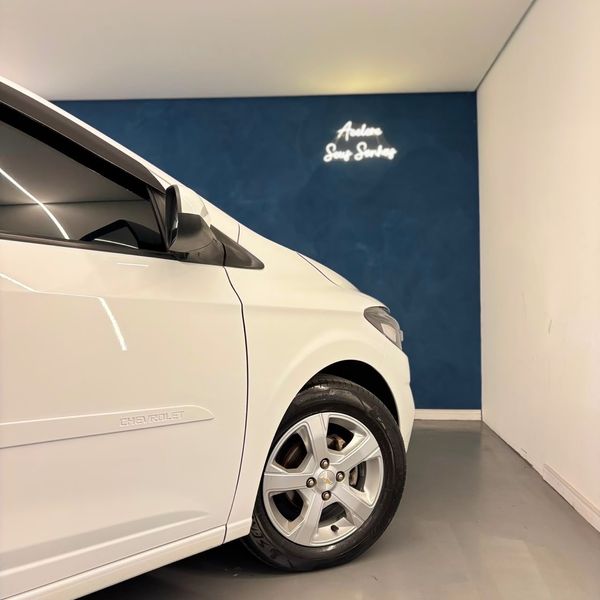 Chevrolet ONIX HATCH LT 1.4 8V FlexPower 5p Aut. - Branco - 2019 2019 - Foto 5
