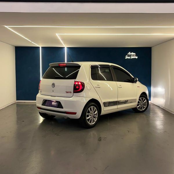 VolksWagen Fox Rock in Rio 1.6 Mi Total Flex 8V 5p - Branco - 2014 2014 - Foto 5